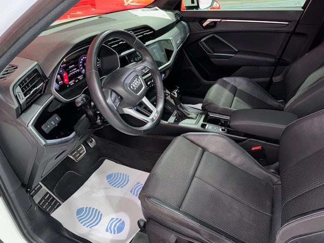 AUDI Q3 2.0 TDI SLINE STRONIC