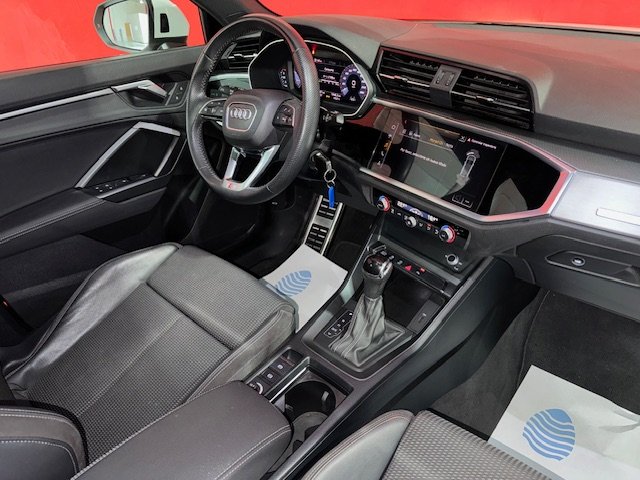 AUDI Q3 2.0 TDI SLINE STRONIC