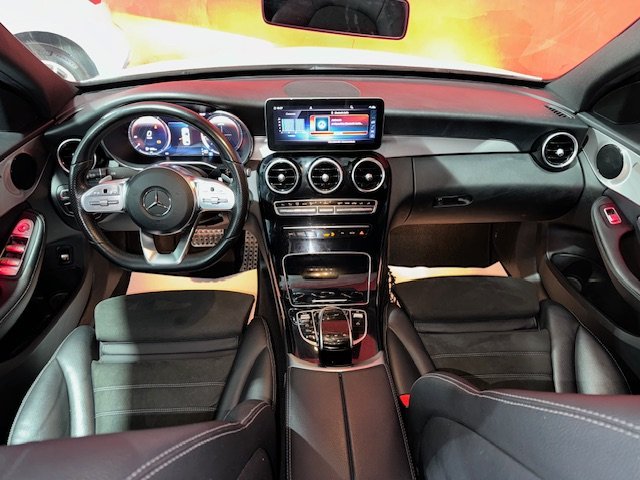 MERCEDES-BENZ C 220cdi AUT
