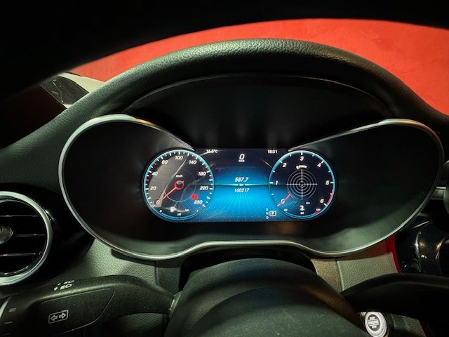 MERCEDES-BENZ C 220cdi AUT