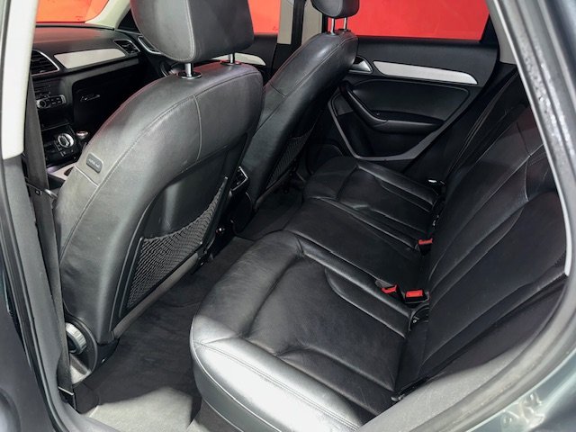 AUDI Q3 AMBIENTE 2.0TDI