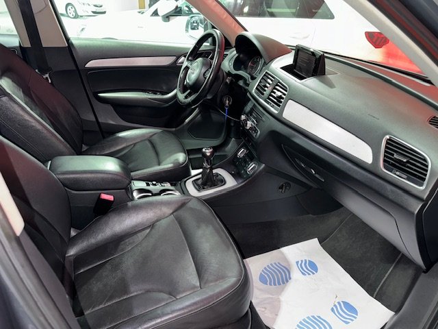 AUDI Q3 AMBIENTE 2.0TDI