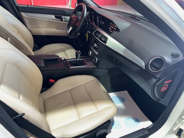 MERCEDES-BENZ C 220CDI AVANTGARDE