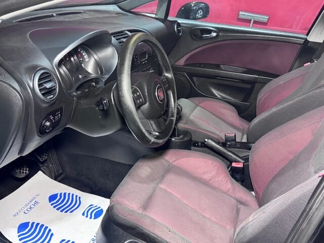 SEAT LEON  TDI Sport