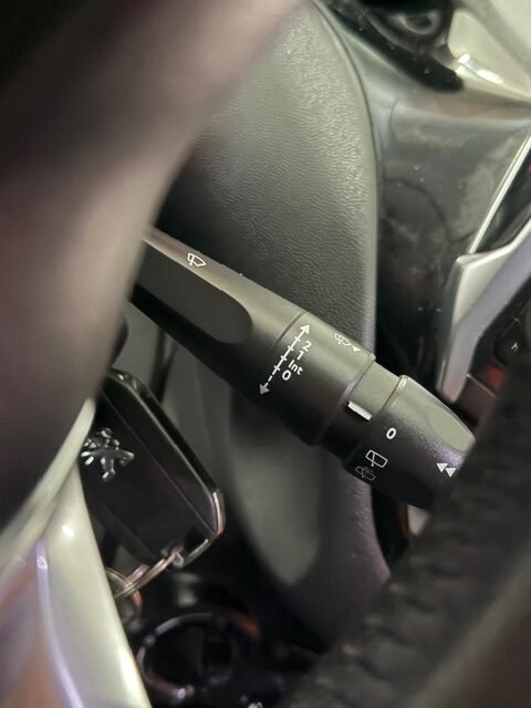 PEUGEOT 208  ACCESS 1.6 BlueHDi