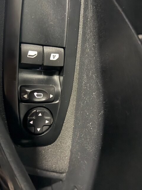 PEUGEOT 208  ACCESS 1.6 BlueHDi