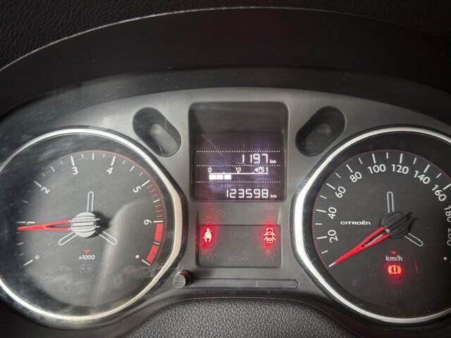 CITROEN C-ELYSEE 1.6