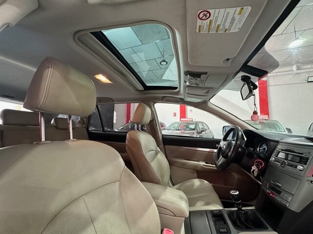SUBARU OUTBACK 2.0