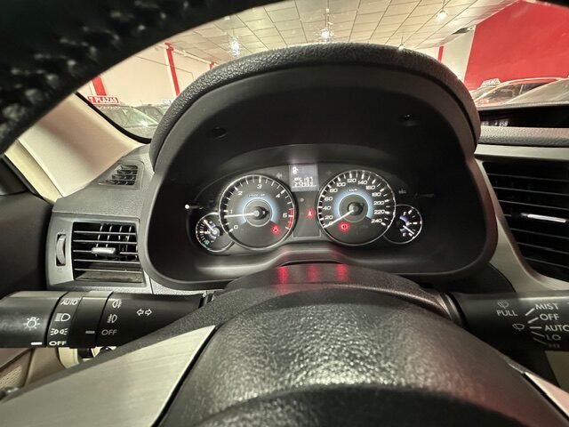 SUBARU OUTBACK 2.0