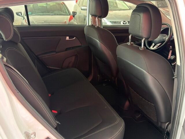 KIA SPORTAGE 1.7