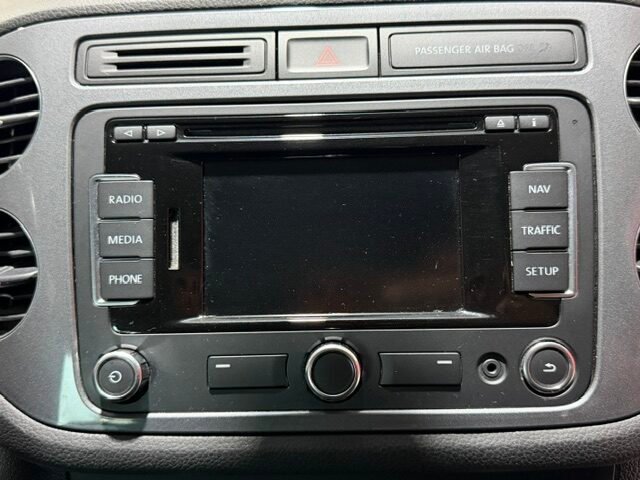 VOLKSWAGEN TIGUAN 2.0